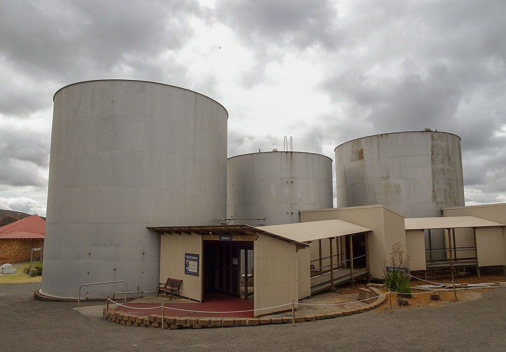 Storage Tank Linings